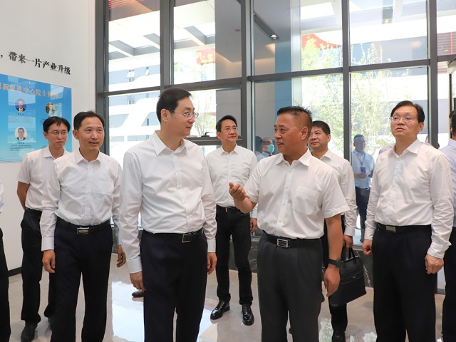 1e4cd731947f4acbc99cd03f042c4838