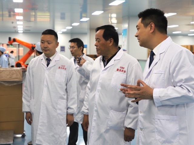 4e07e1b51b6b48f602792bc6fea77bd2