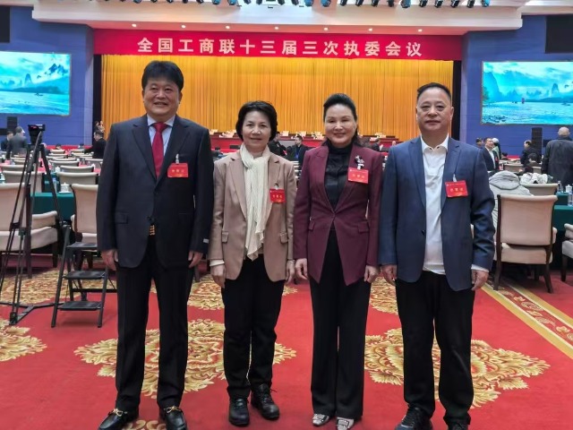 4a9cdd4165e7b77ce03bb03c69505d64